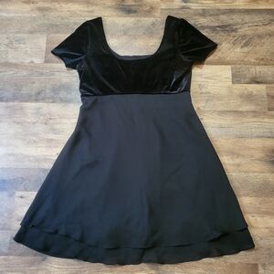 Vintage JS Collections Fit & Flare Velvet Flow Dress Size 10
